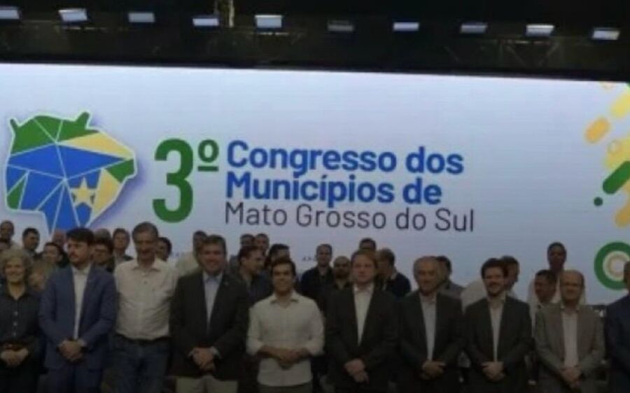 Coxim fortalece protagonismo no Congresso dos Municípios com participação de vereadores e lideranças