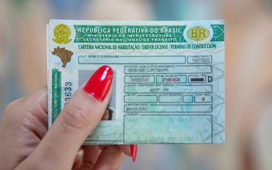 Motoristas ganham prazo extra para renovar CNH vencida após mudanças na legislação