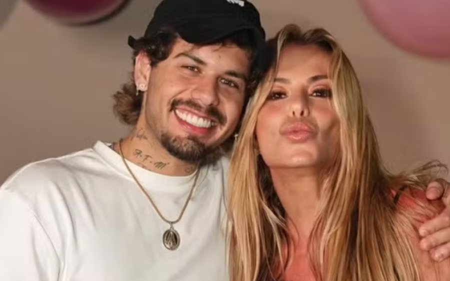 Poliana Rocha exalta a nova fase de Zé Felipe e entrega tudo