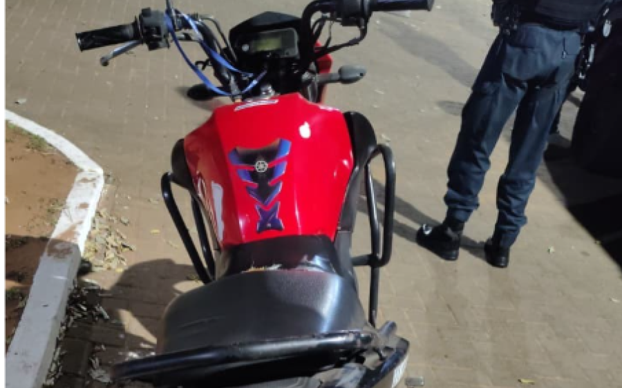 Pol&iacute;cia Militar recupera motocicleta furtada e prende condutor por recepta&ccedil;&atilde;o e embriaguez 