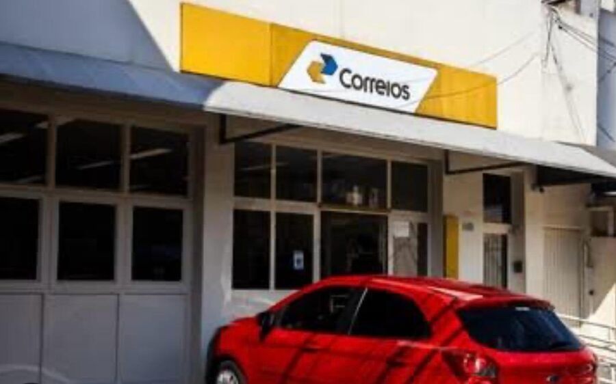 Correios adiam medidas para evitar greve