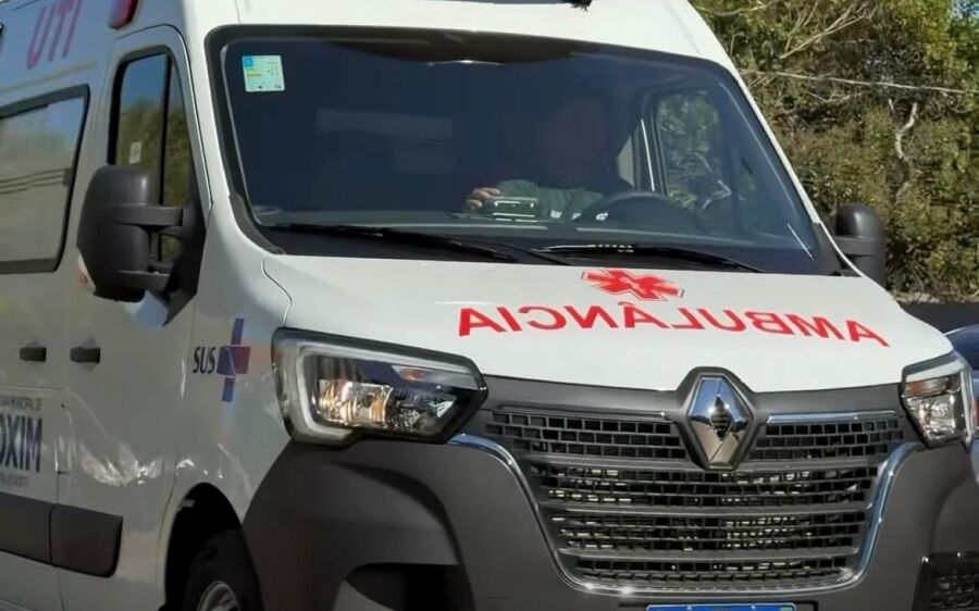 Nova UTI Móvel é entregue à população em solenidade na Prefeitura de Coxim