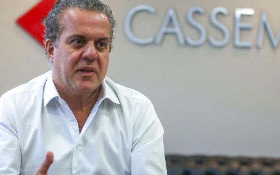 Ayache perde para servidora na Justiça, que consegue suspender cobrança de R$ 450 da Cassems