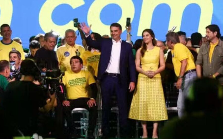 PL oficializa Flávio Bolsonaro como candidato à Presidência e inicia corrida eleitoral de 2026