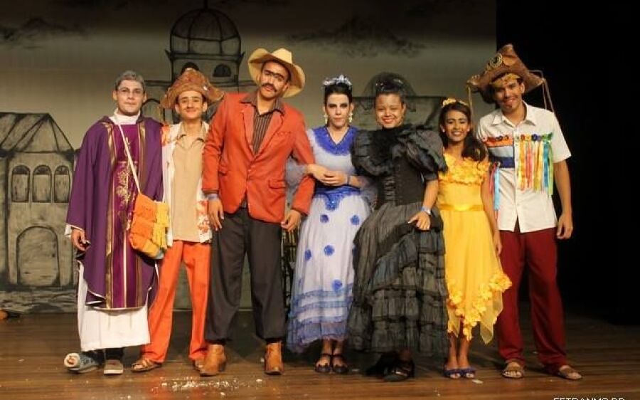 Teatro e prêmio....