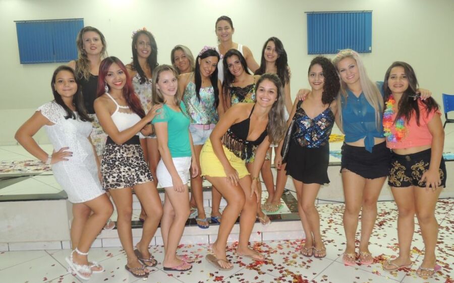 Desfile - Havaianas customizadas