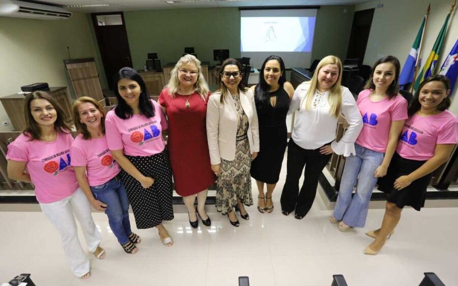 OAB de Coxim comemorou Dia Internacional da Mulher