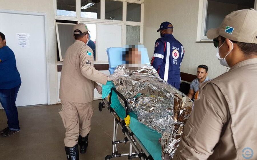 PC investiga os motivos que levaram  mulher a atear fogo no próprio corpo