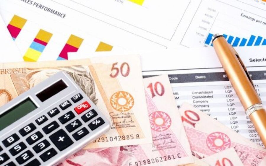 Cresce taxa de juro anual no crédito  rotativo para quem paga o mínimo