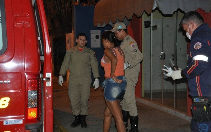 Grávida é espancada por ex do companheiro em bar de Coxim