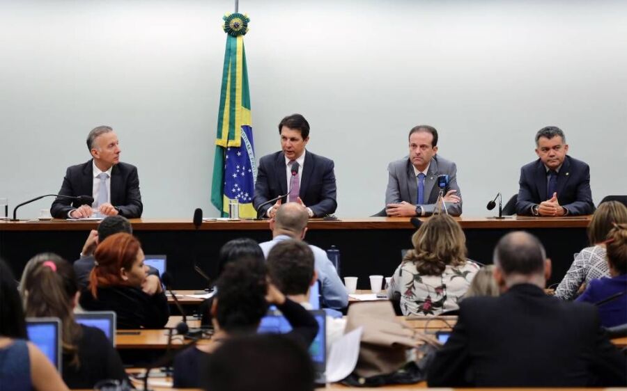 Câmara de vereadores retoma trabalhos após recesso