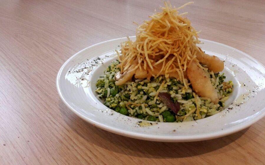 Arroz Maluco de Brócolis com Lascas de Bacalhau