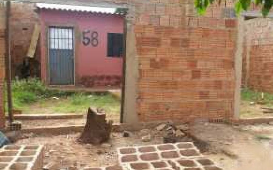 Adolescente estrangula e mata padrasto ao tentar defender a mãe de agressão