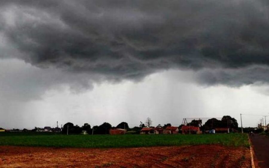 Cemtec prevê chuva e tempo parcialmente nublado nesta segunda-feira