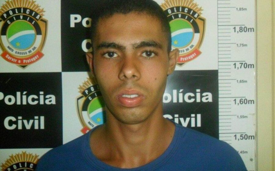 Após agressão de genro pai se finge de morto