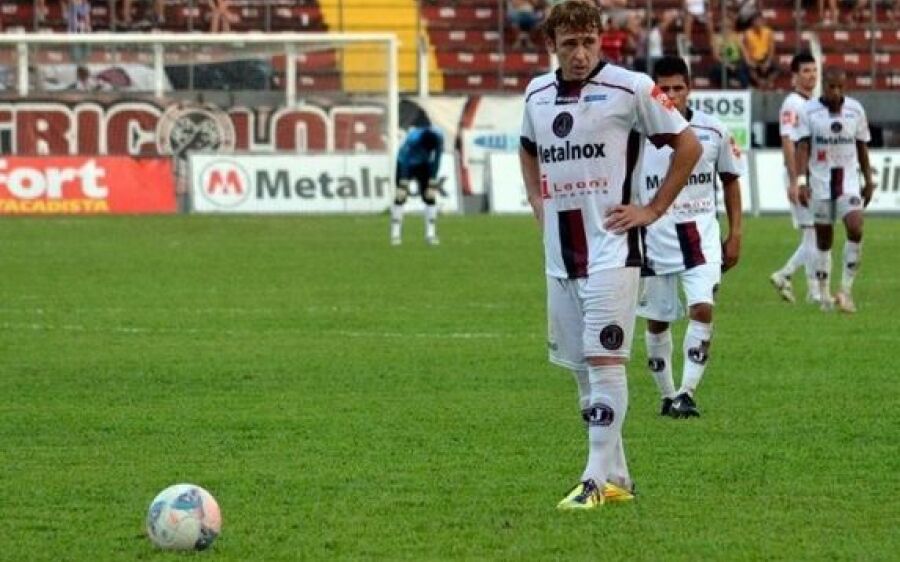Costa Rica pode ter jogado com dois atletas irregulares e caso está com o TJD/MS