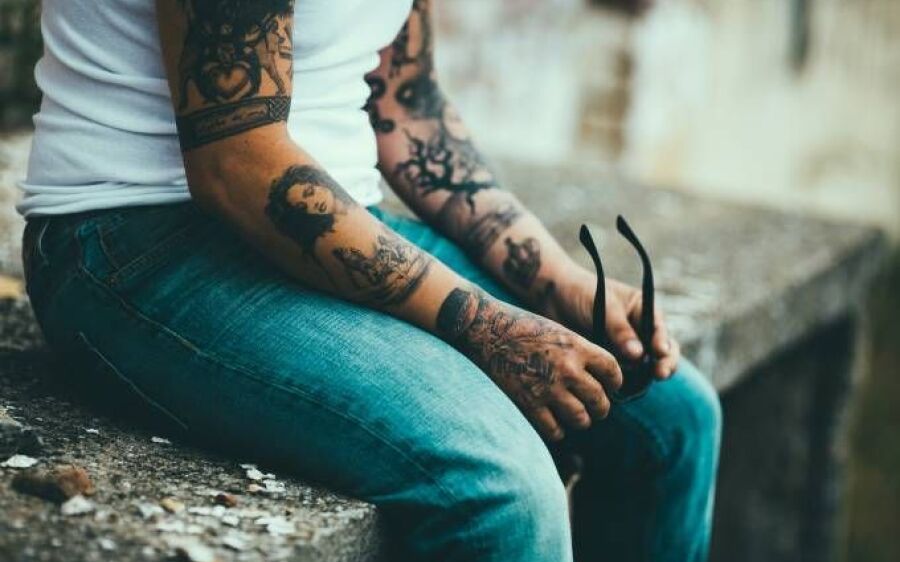 Saiba por que tatuagens duram a vida inteira