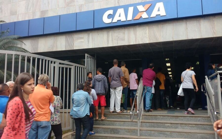 Presidente da Caixa diz que não descarta usar  recursos do FGTS para capitalizar banco