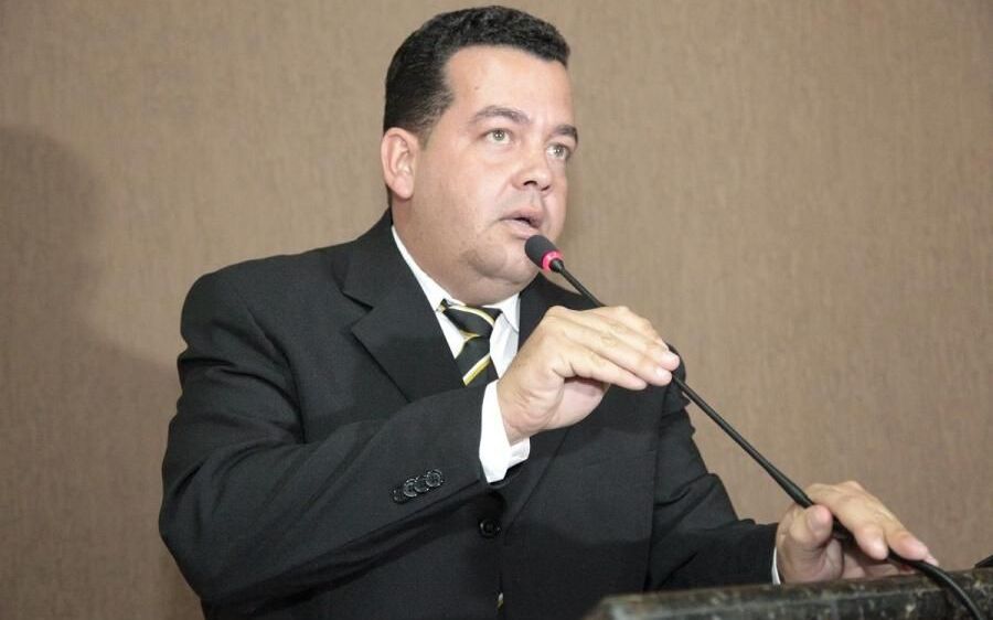 Vereadores aprovam projeto de lei durante sessão ordinária