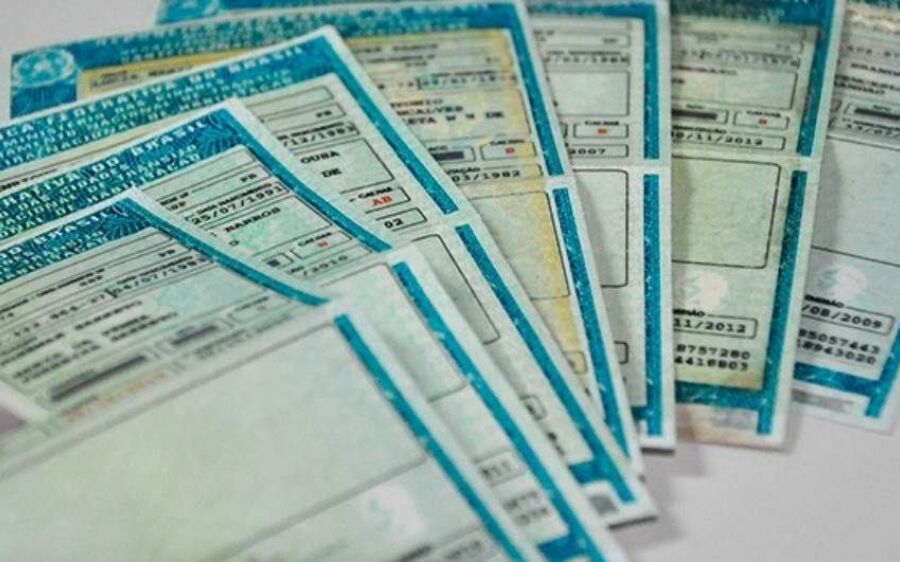 Renovação da CNH exigirá curso e prova teórica