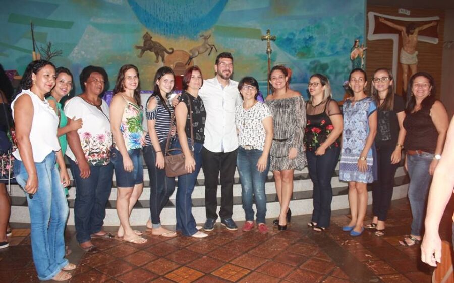 Paróquia Nossa Senhora Auxiliadora realiza palestra sobre combate à violência contra mulher