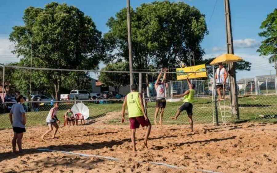 Torneio Municipal de Vôlei de Praia acontece domingo