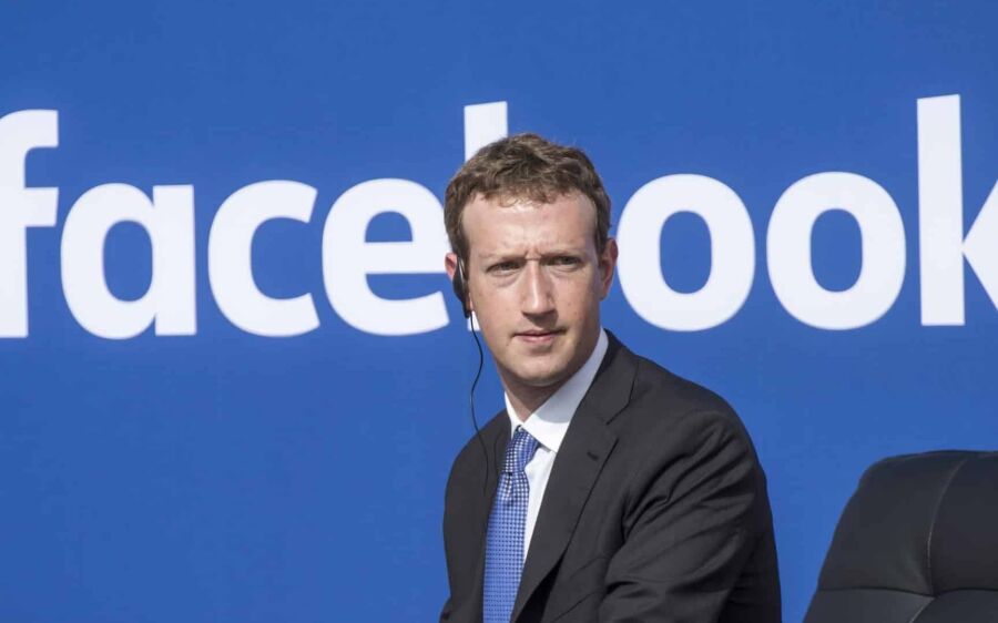 Facebook sabia de interferência russa em eleições dos EUA, diz Zuckerberg