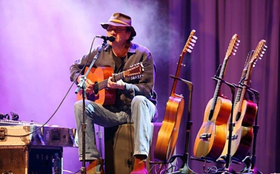 Almir Sater faz show gratuito hoje em comemoração aos 120 anos de Coxim