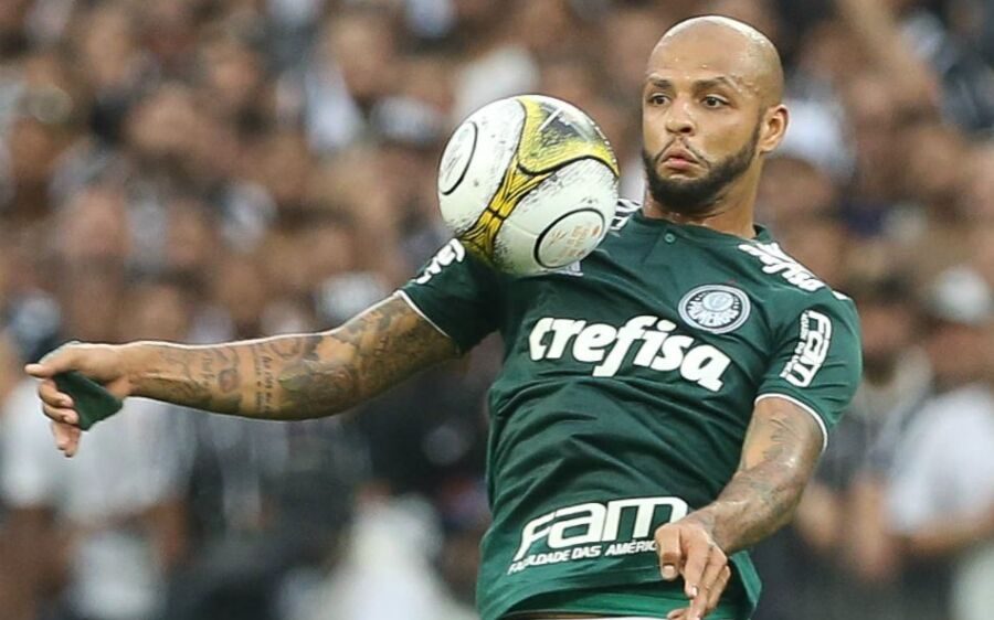 Inflamação no pé esquerdo tira Felipe Melo de jogo do Palmeiras na Libertadores