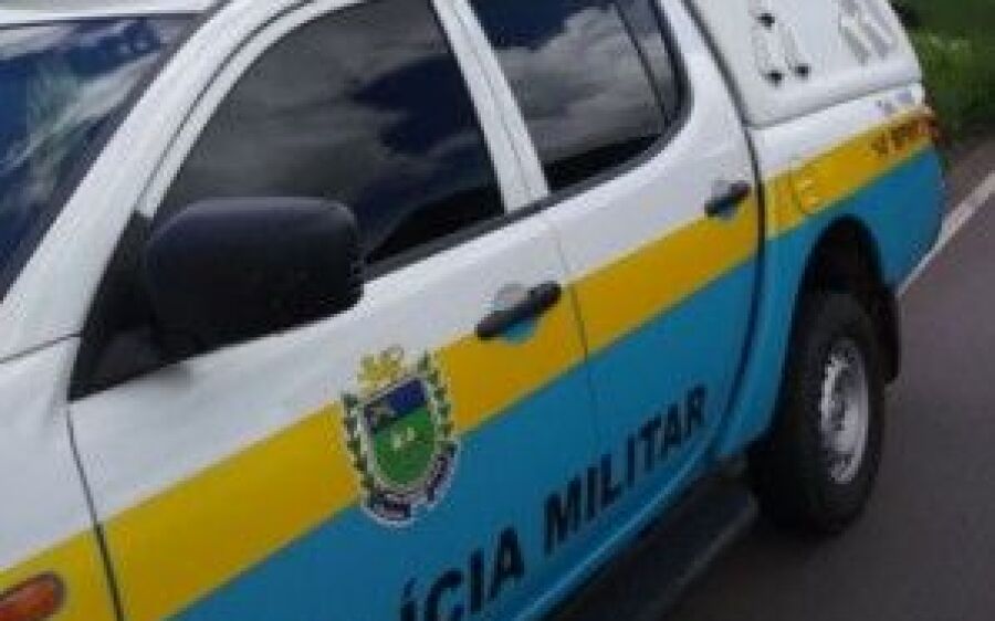 Ao ultrapassar caminhonete, motociclista bate de frente com carreta e morre na MS-306