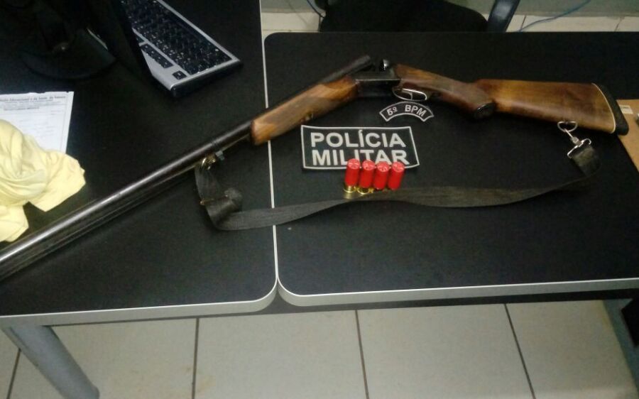 Policiais militares prendem  homem por lesão corporal e posse irregular de arma de fogo