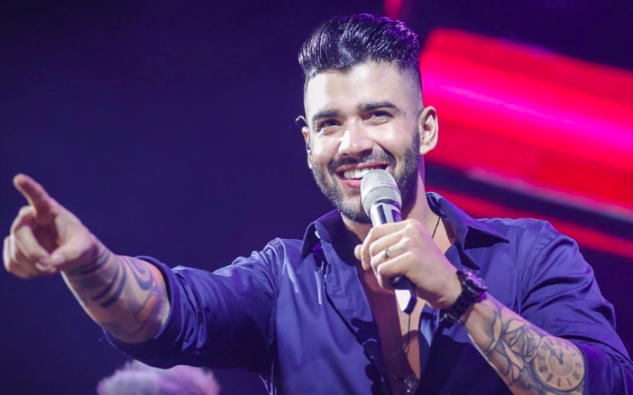  Gusttavo Lima demite toda a banda