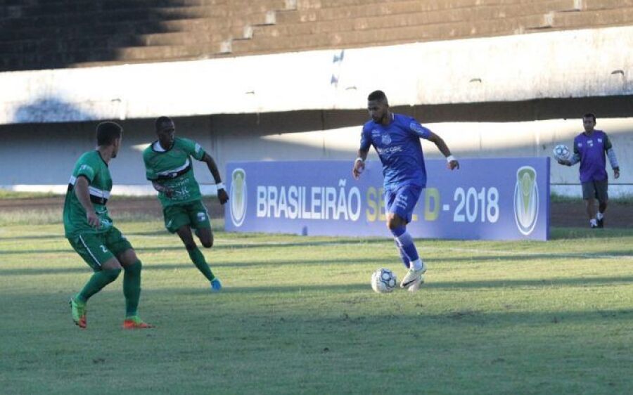 Novo vence o Sinop e vai em busca da classificação em Goiás