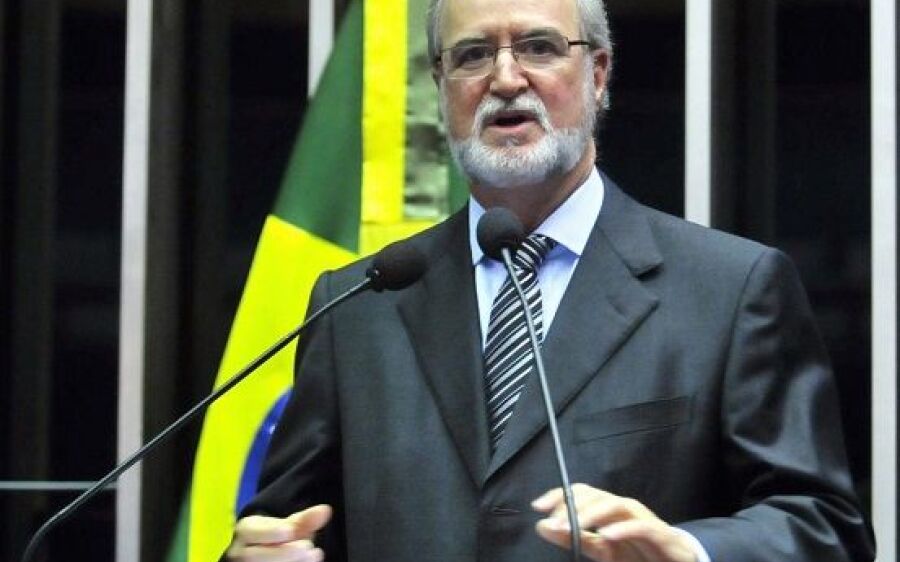 Mensalão tucano: TJ-MG decreta prisão de Eduardo Azeredo
