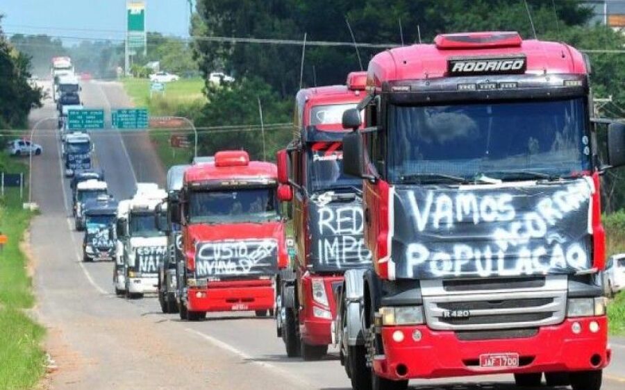 Aeroporto da Capital tem combustível para operar somente por um dia