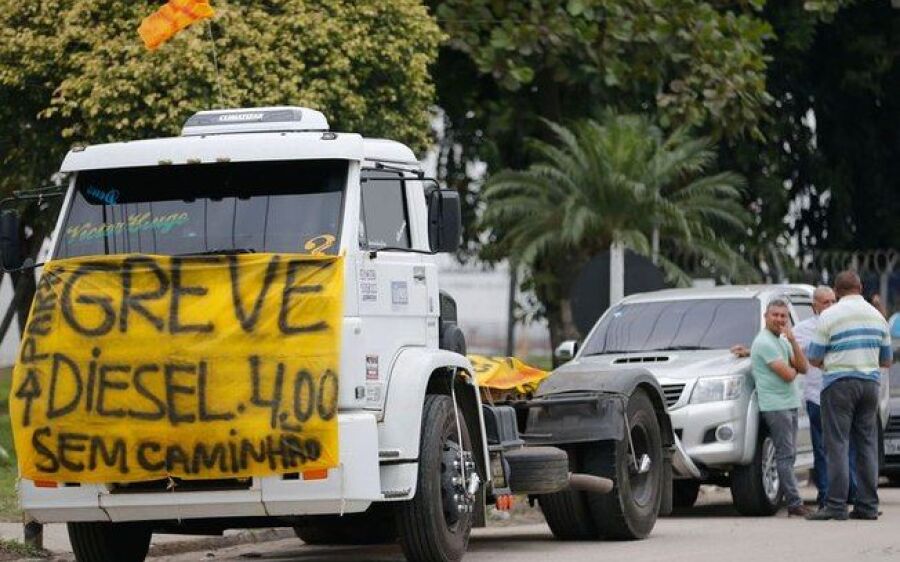 Veja o que dizem as entidades dos caminhoneiros após novo anúncio do governo