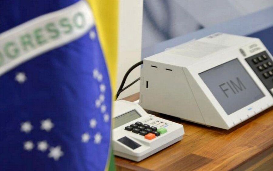 Pré-candidatos aguardam 