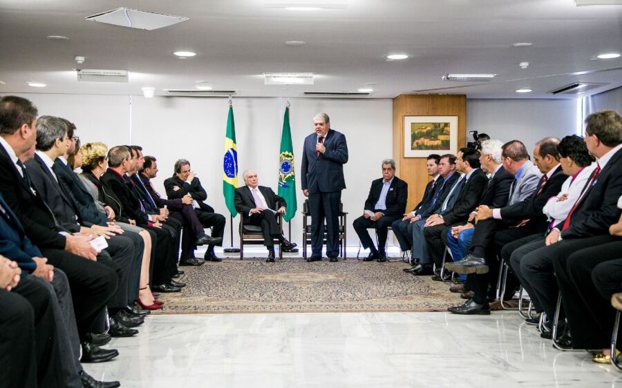 Ministro Marun leva comitiva de MS ao presidente Michel Temer