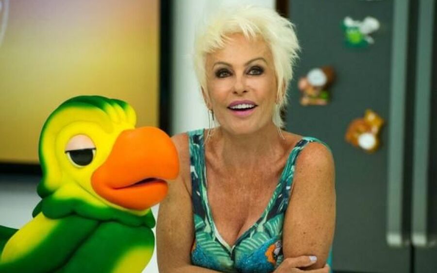 Ana Maria Braga comete erro e produção do Mais Você leva esporro ao vivo na Globo