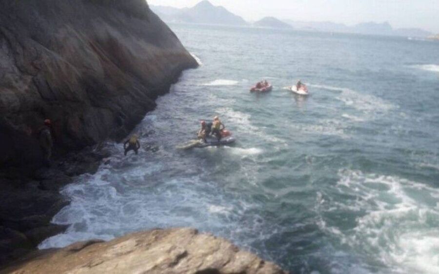 Sétimo corpo é achado na região da Praia Vermelha, Urca, 2 dias após confrontos