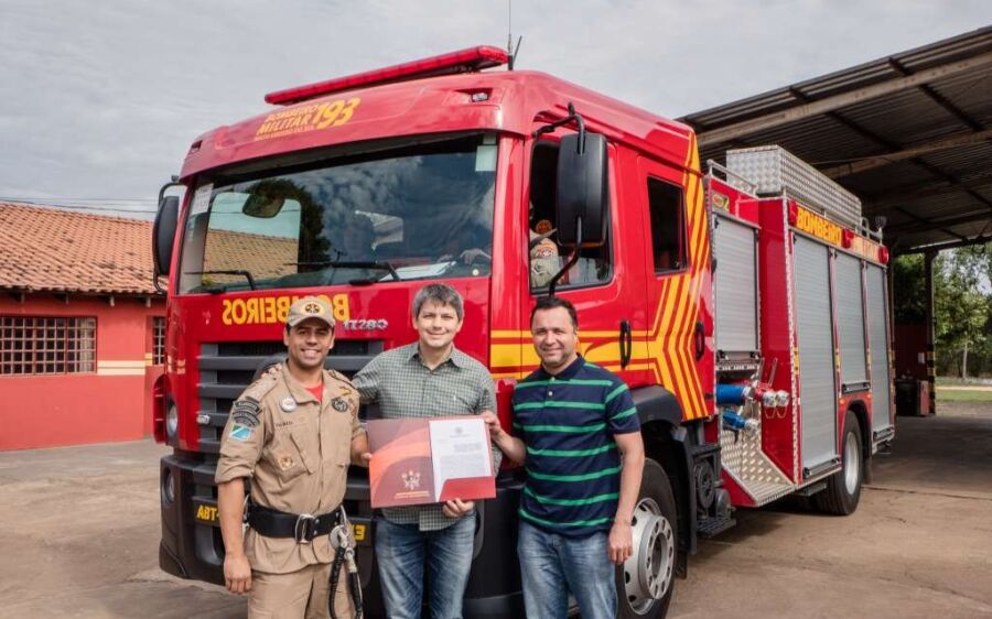 Prefeitura e 5º Subgrupamento de Bombeiros celebram convênio