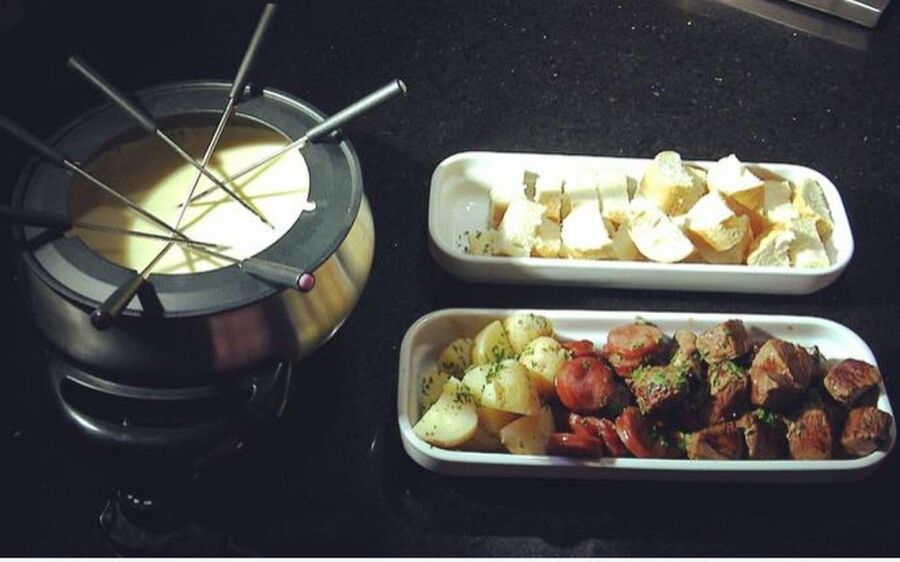 Que tal um fondue pra curtir a Copa do Mundo?