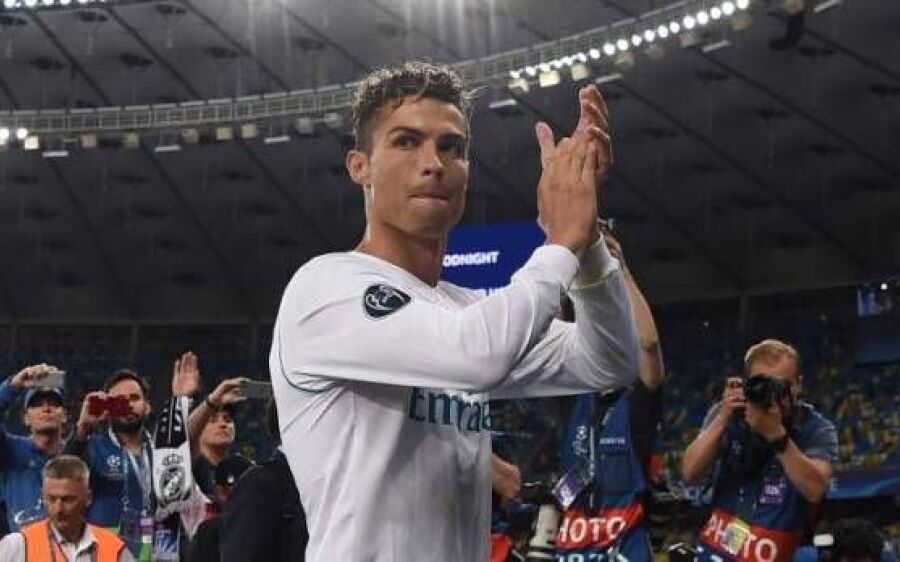 Cristiano Ronaldo é anunciado oficialmente como reforço da Juve