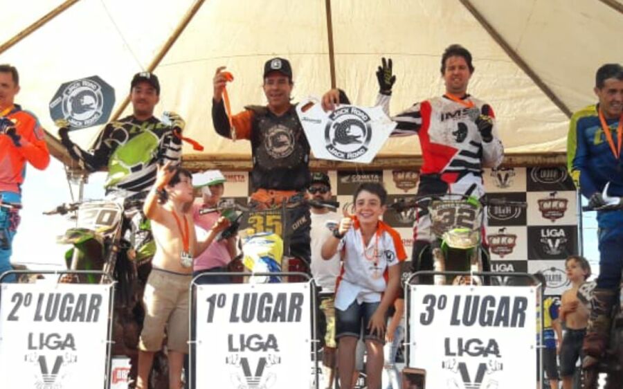 Flávio Brito vence Liga V CLC de Campo Grande na categoria VX3