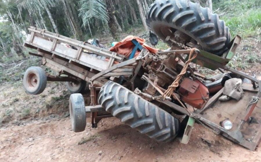 Trator capota em declive e fere trabalhador zona rural de Coxim
