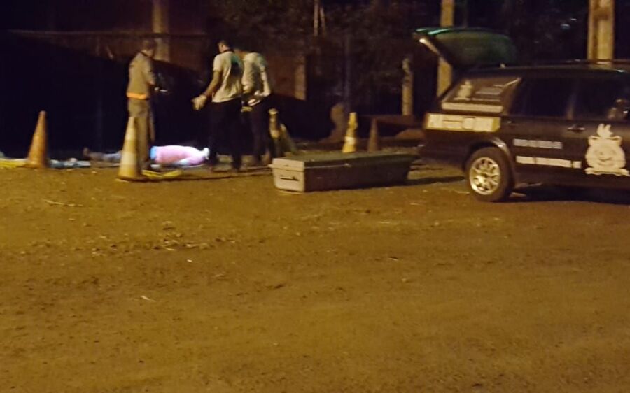 Trabalhador rural é assassinado à tiros em saída de conveniência em Ouro Branco do Sul