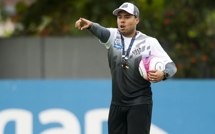 Santos demite Jair Ventura