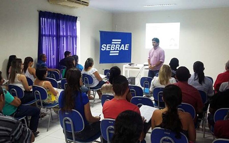 Palestra gratuita orienta empresários de Coxim a precificar produtos e serviços