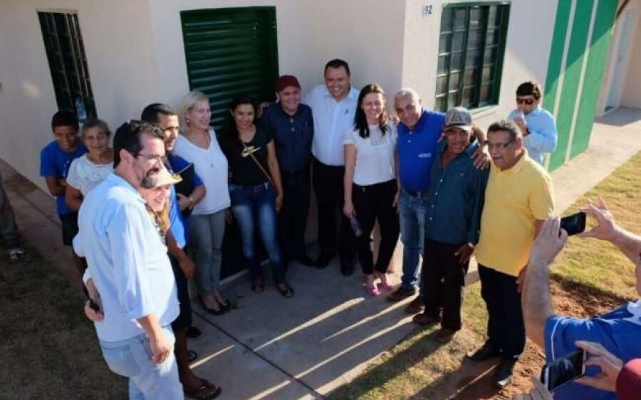 Parceria entre governos possibilita sonho da casa própria a mais 52 famílias coxinenses