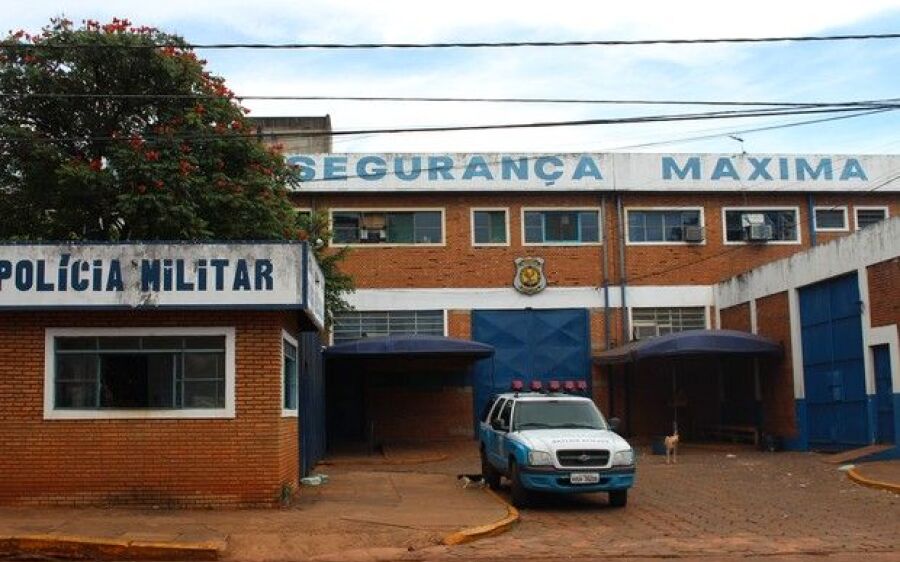 Dois presos são encontrados mortos enforcados na Máxima